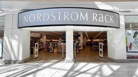 who owns nordstrom rack.